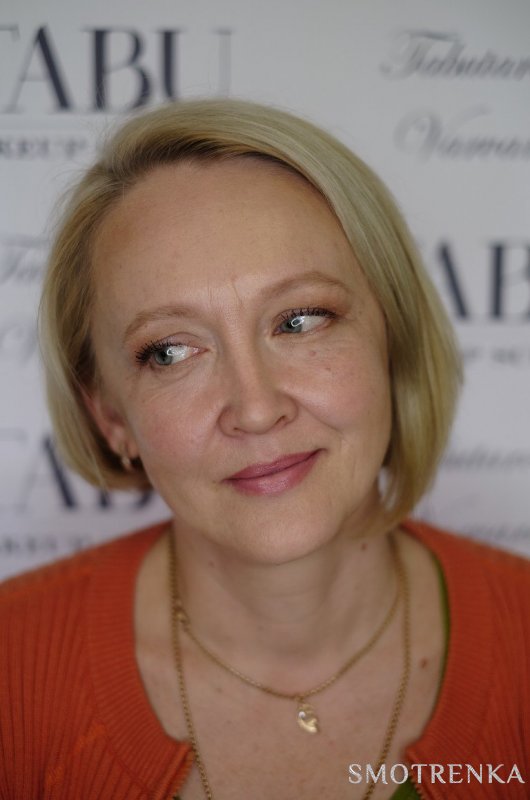 Елена Кель