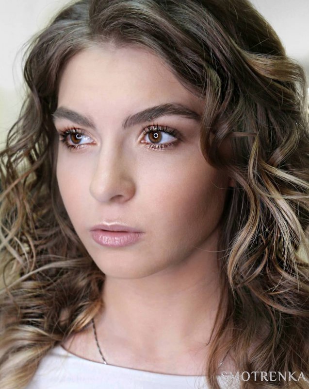 Елена Кель