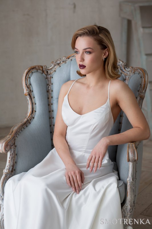 Елена Попова