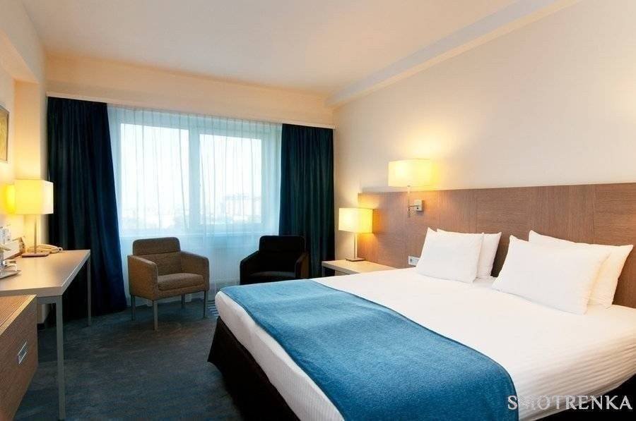 Гостиница Holiday Inn Московские ворота