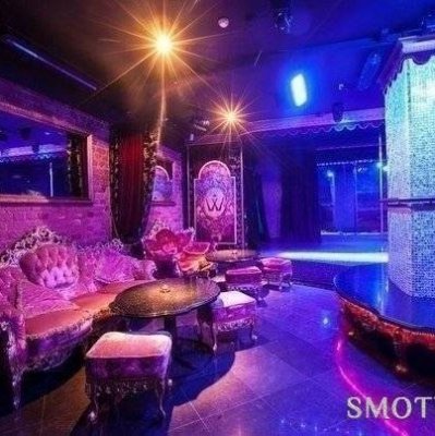 Cтрип-кабаре Wclub Cabaret