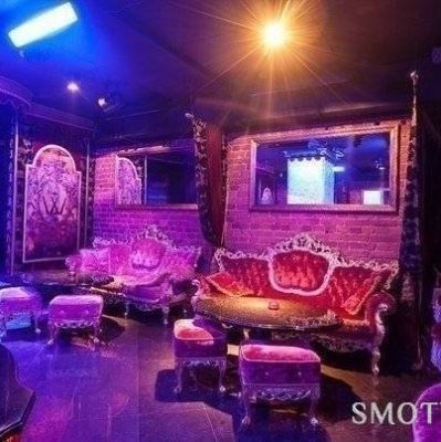 Cтрип-кабаре Wclub Cabaret