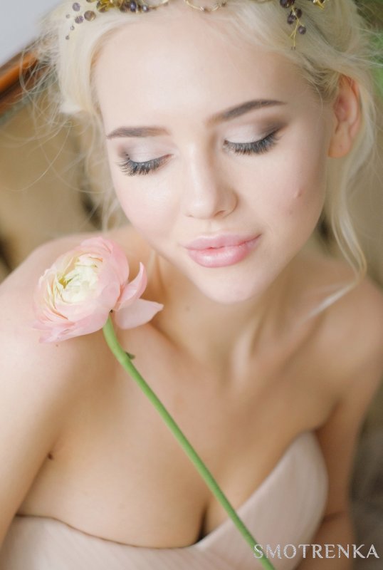 Анна Алфёрова