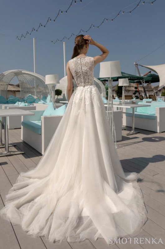 Jully Bride