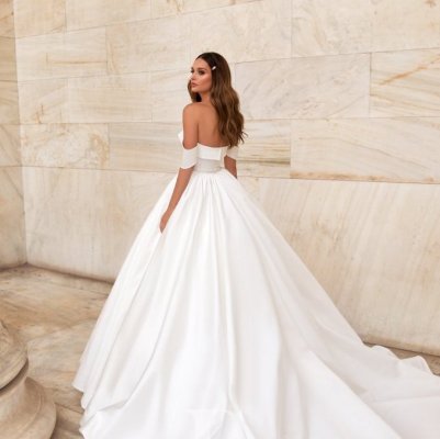 Jully Bride