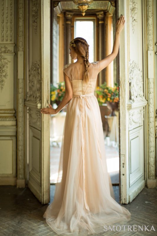 Sasha Grebneva Wedding Gown