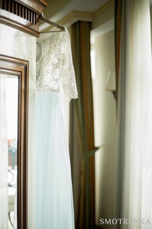 Sasha Grebneva Wedding Gown
