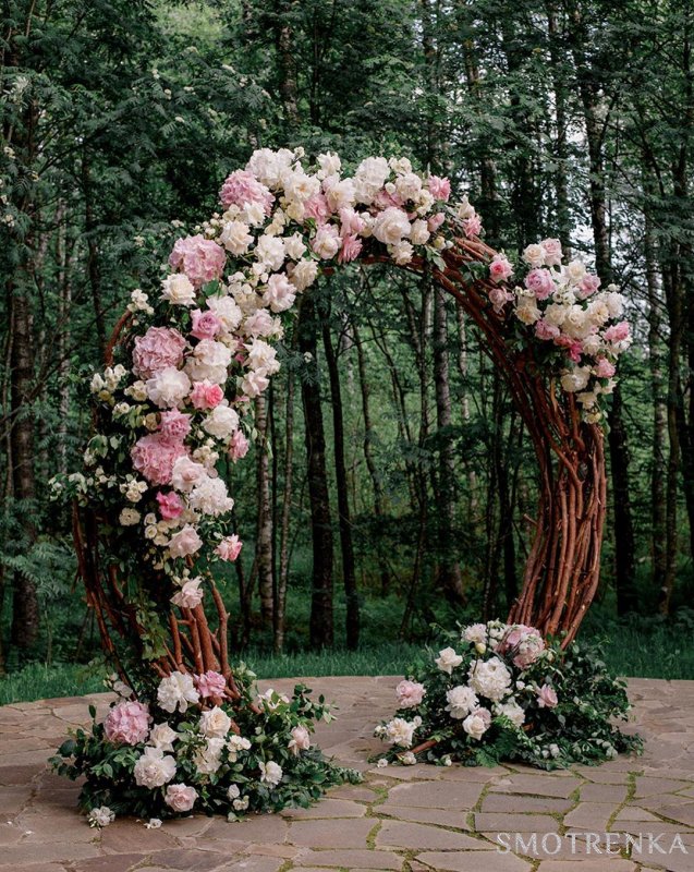 SADOVNIKOVA FLOWER ATELIER